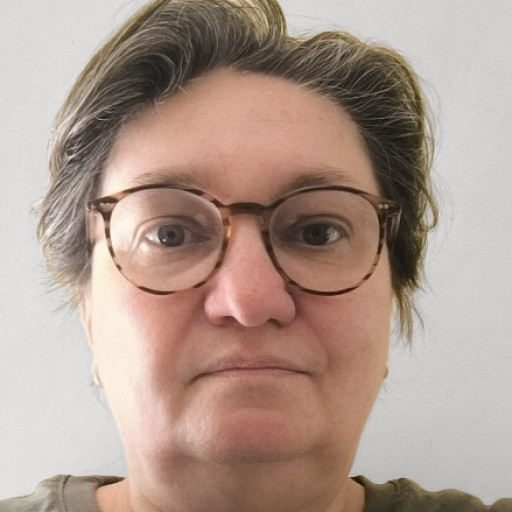 Caroline Colas